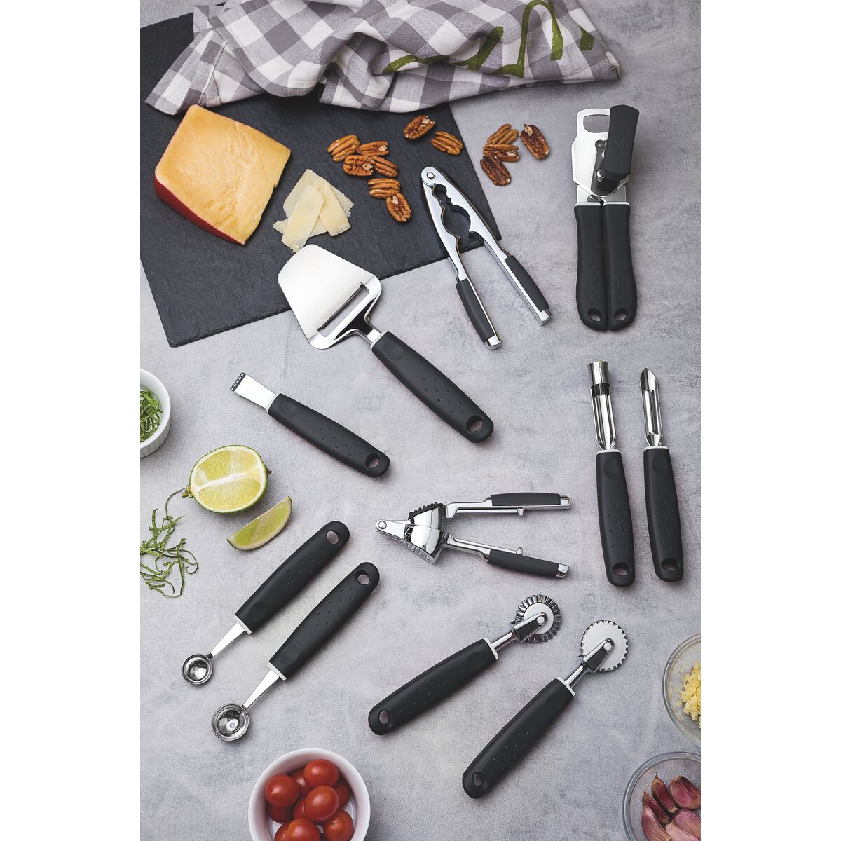 Tramontina can opener